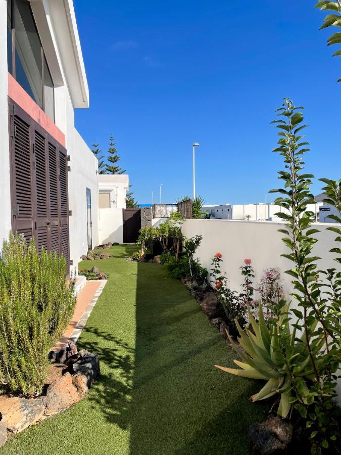 Casa Sol Y Mar Azul Un'Oasi A Due Passi Dal Mare Villa Playa Blanca  Exterior foto